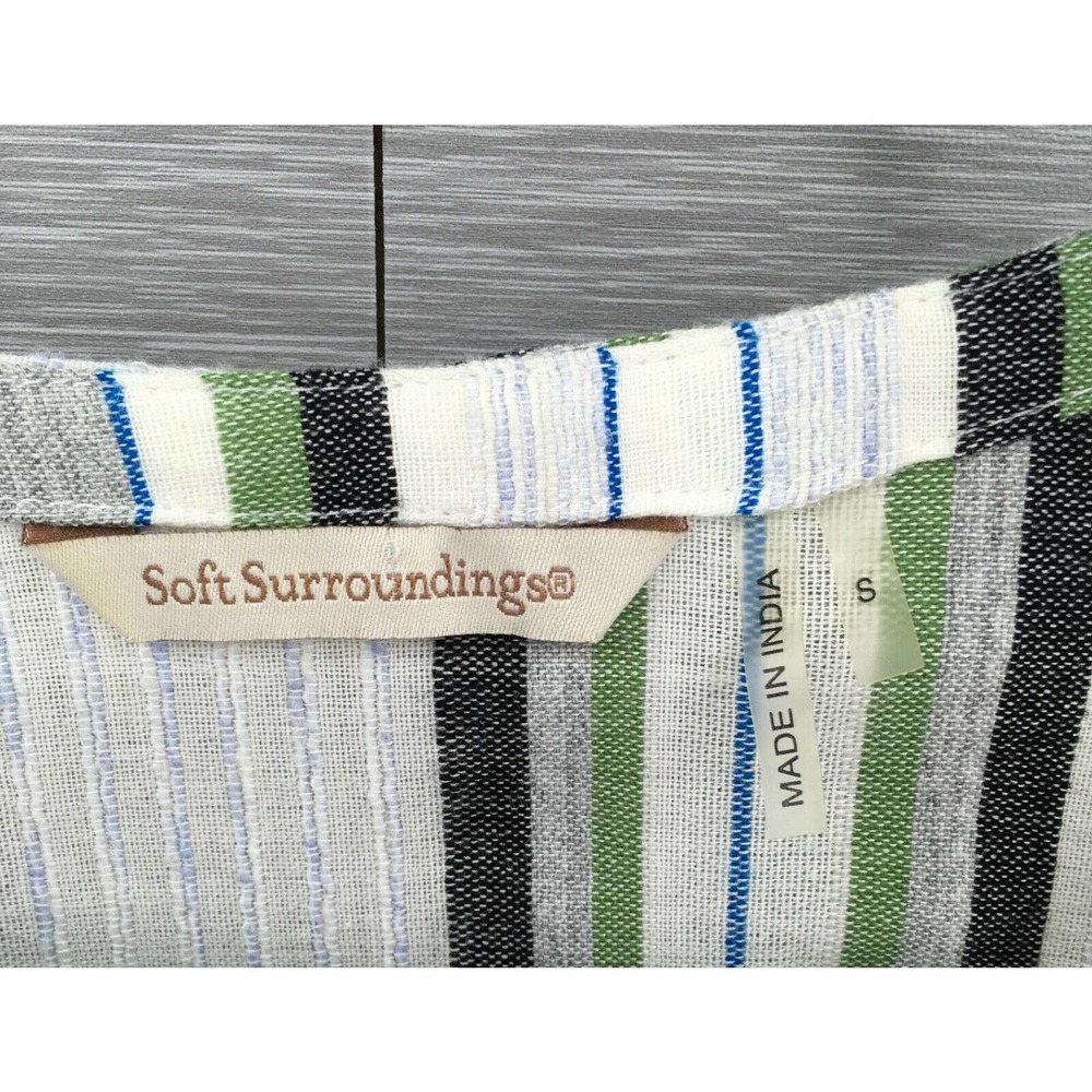 Soft‎ Surroundings Embroidered Beach Top Small - Picture 4 of 7